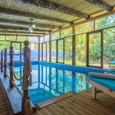 Naturelife Kaya Villas *